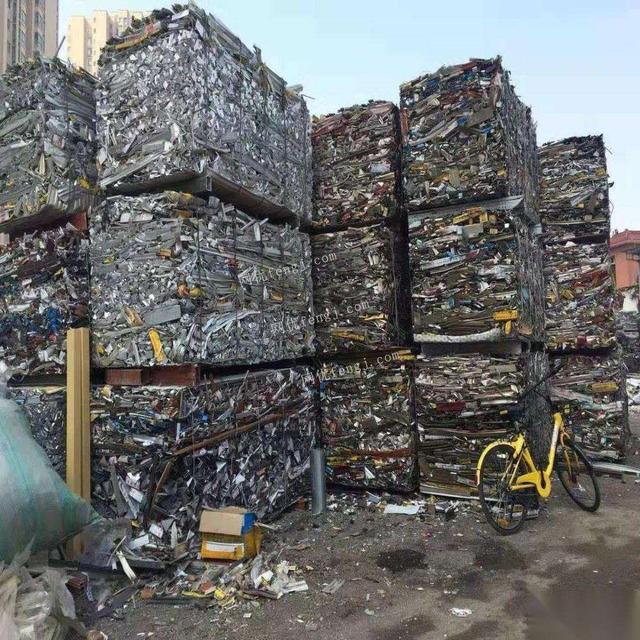 中国再生资源回收行业分析:再生资源回收总量达35447.4万吨,回收总额